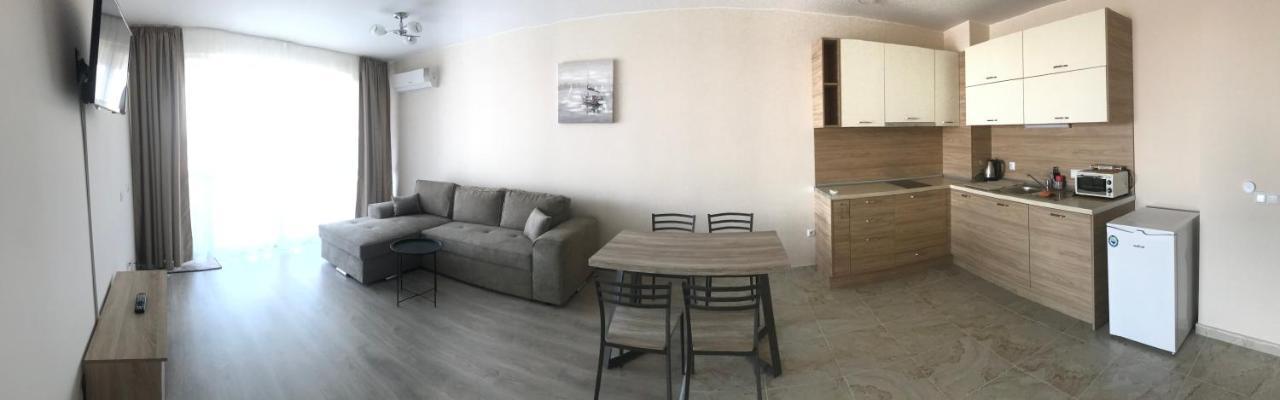Aparthotel Apart Allure Dobi à Primorsko Extérieur photo
