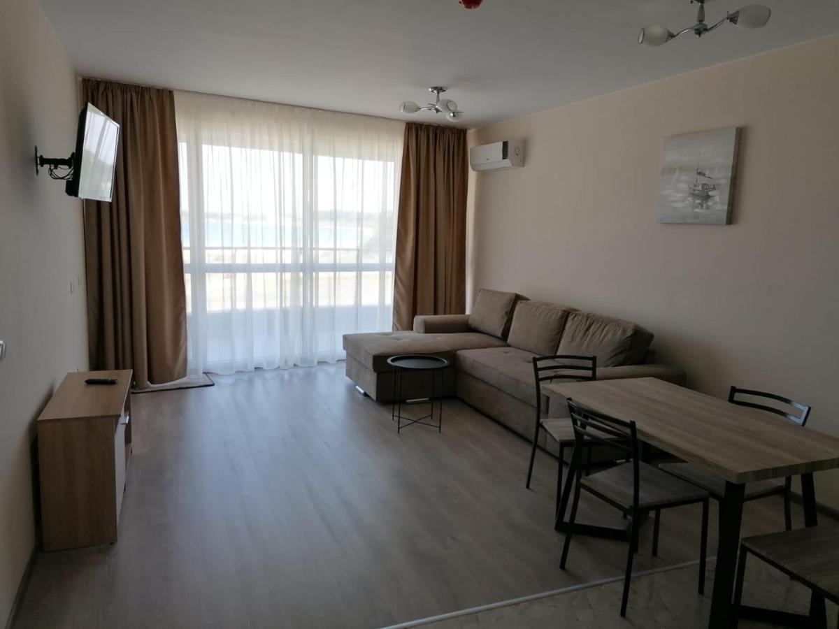 Aparthotel Apart Allure Dobi à Primorsko Extérieur photo