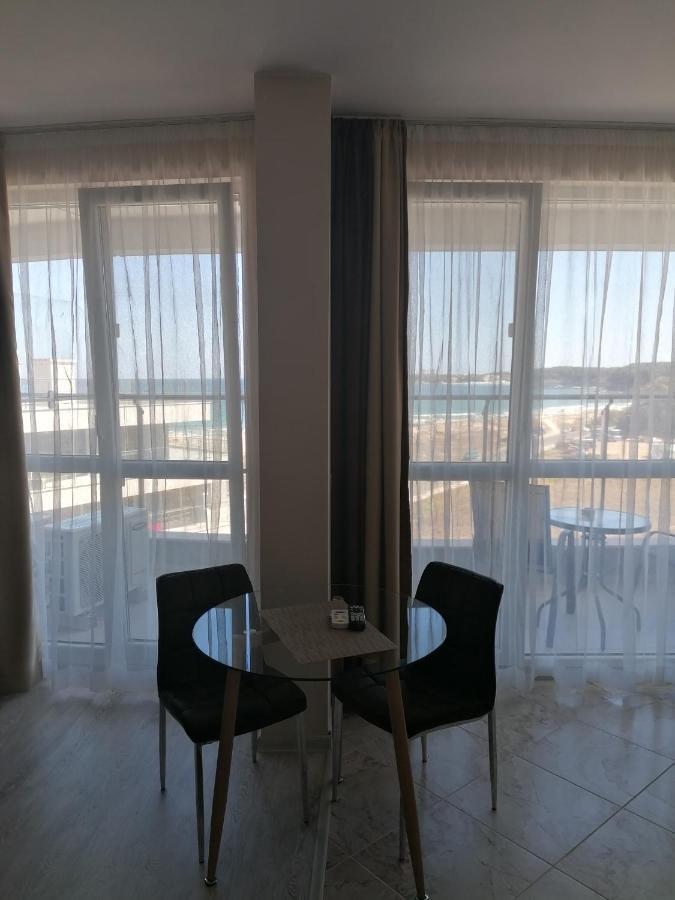 Aparthotel Apart Allure Dobi à Primorsko Extérieur photo