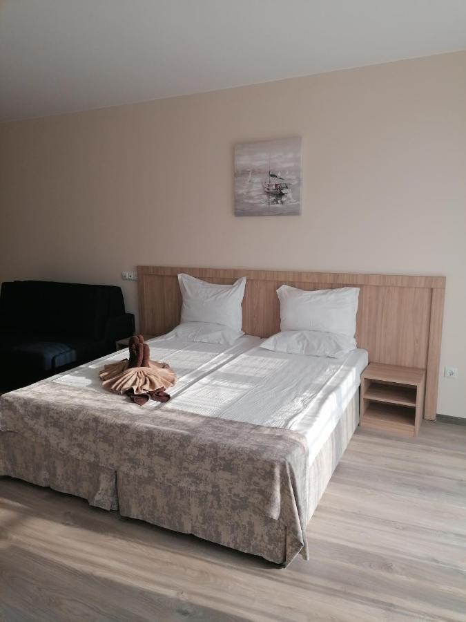Aparthotel Apart Allure Dobi à Primorsko Extérieur photo