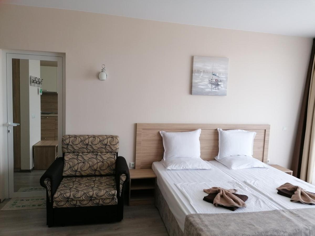 Aparthotel Apart Allure Dobi à Primorsko Extérieur photo