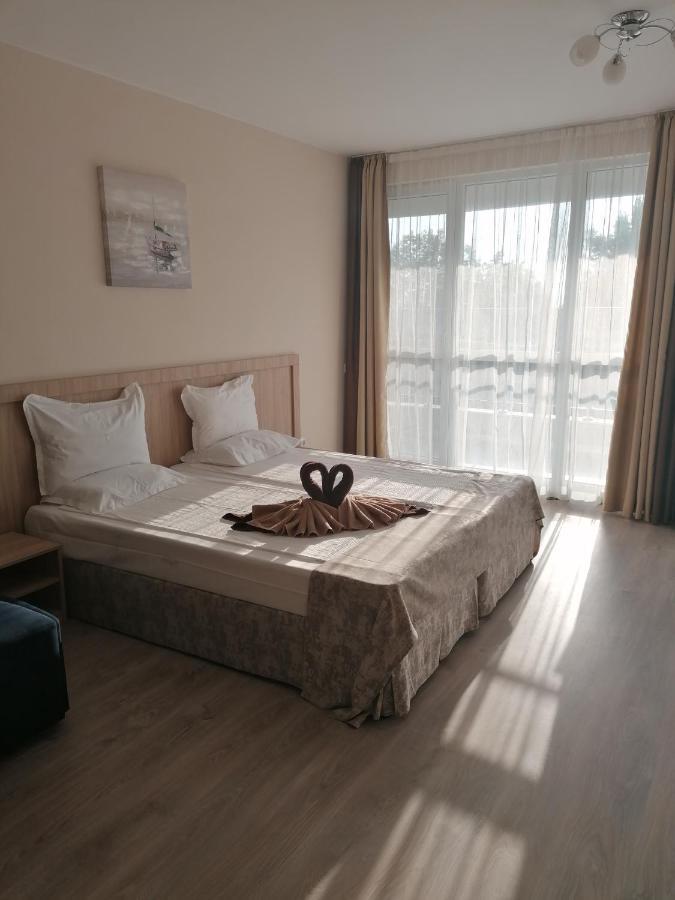 Aparthotel Apart Allure Dobi à Primorsko Extérieur photo