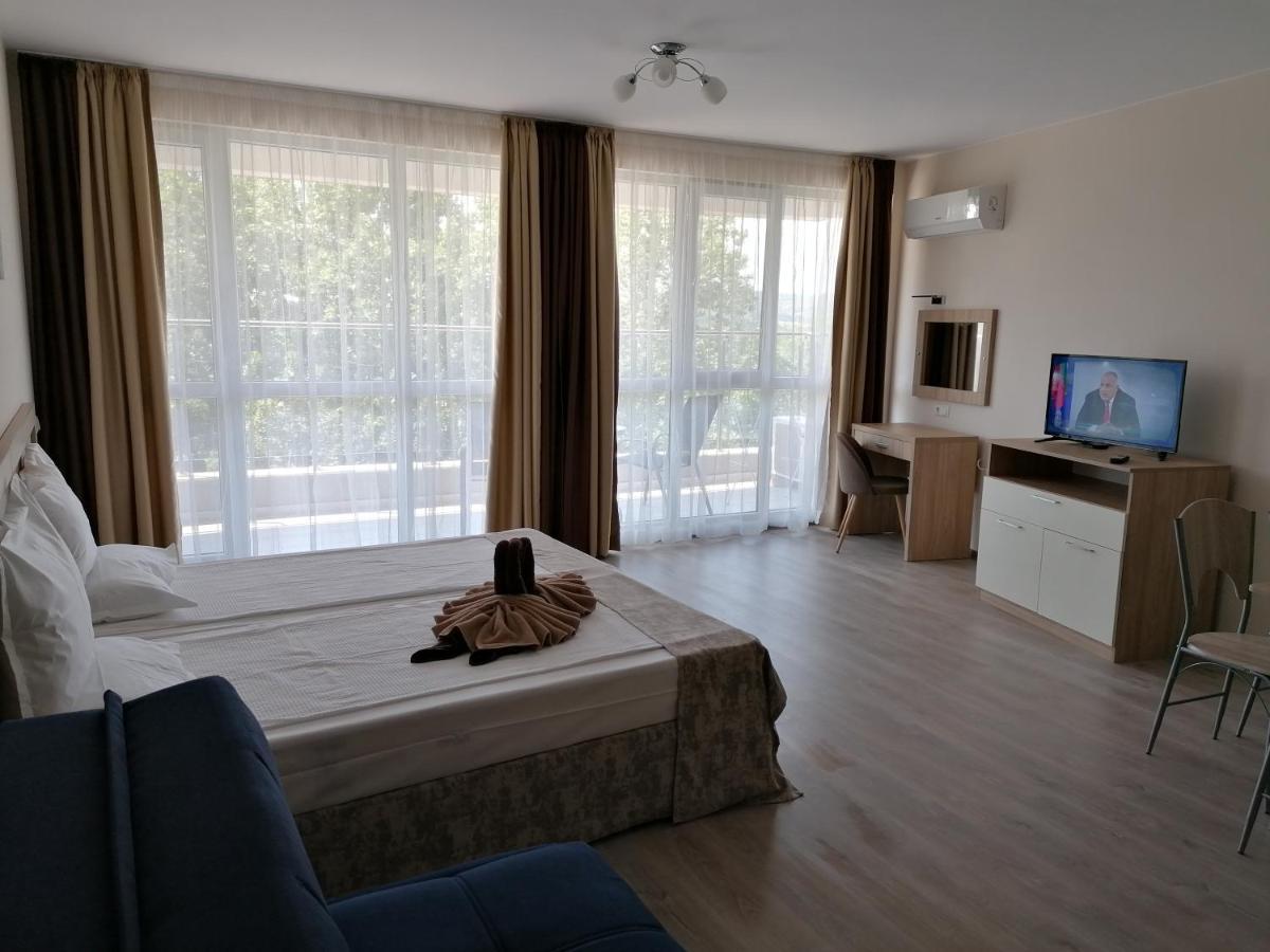 Aparthotel Apart Allure Dobi à Primorsko Extérieur photo